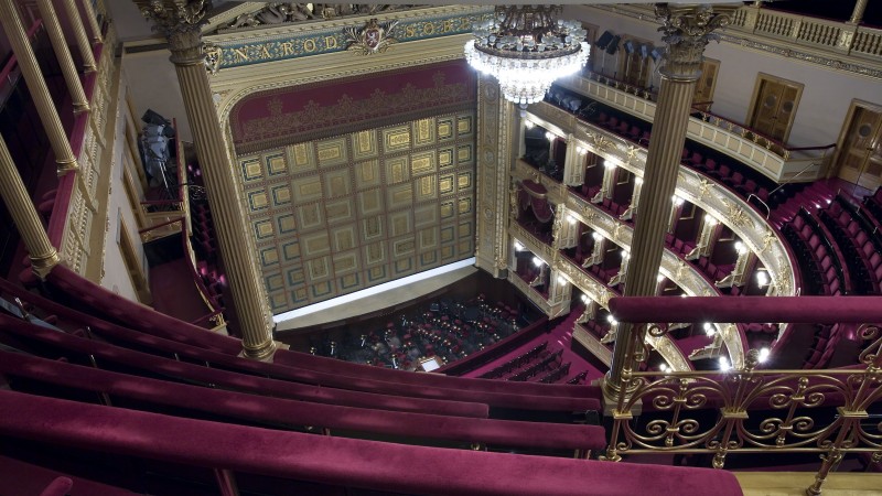 National Theatre Prague (Národní Divadlo) and its main hall