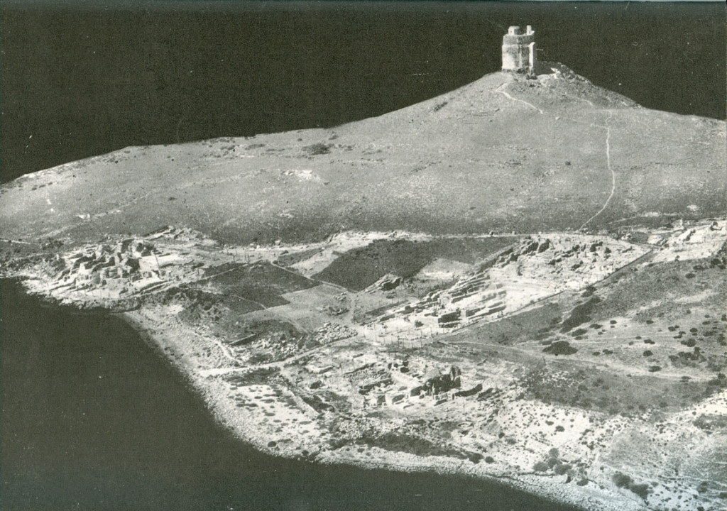 Aerial photo of Tharros in 1961